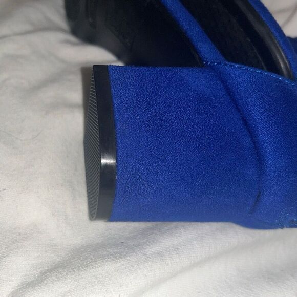 Like New Aerosoles Heels - Picture 10 of 15